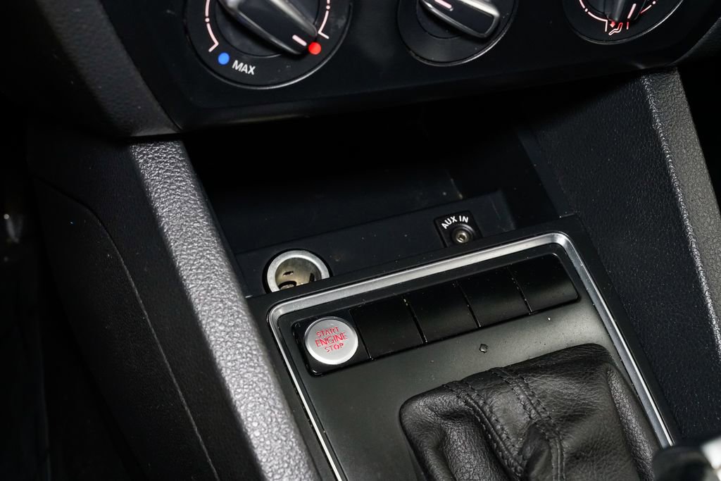 Used 2015 Volkswagen Jetta SE image 18