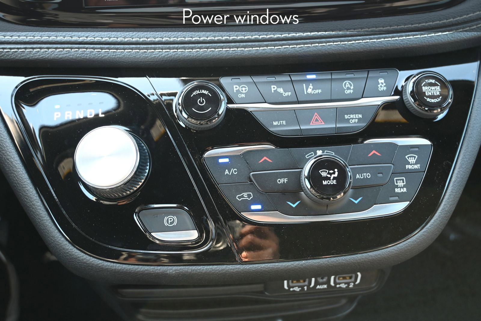 New 2025 Chrysler Pacifica Select image 22