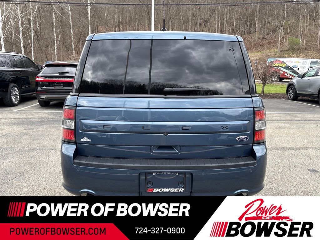 Used 2018 Ford Flex SE image 4