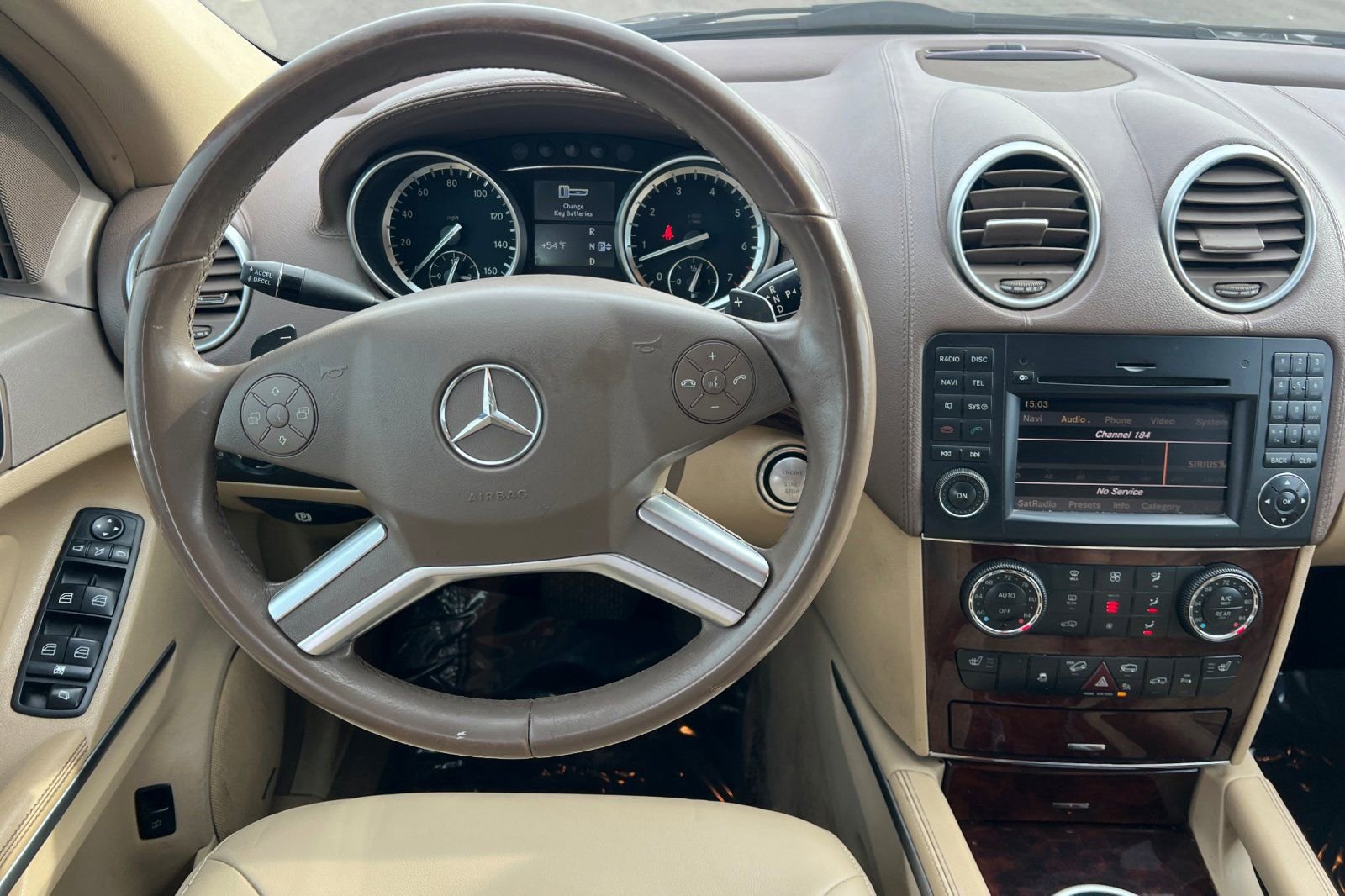 Used 2012 Mercedes-Benz GL 450 4MATIC image 11