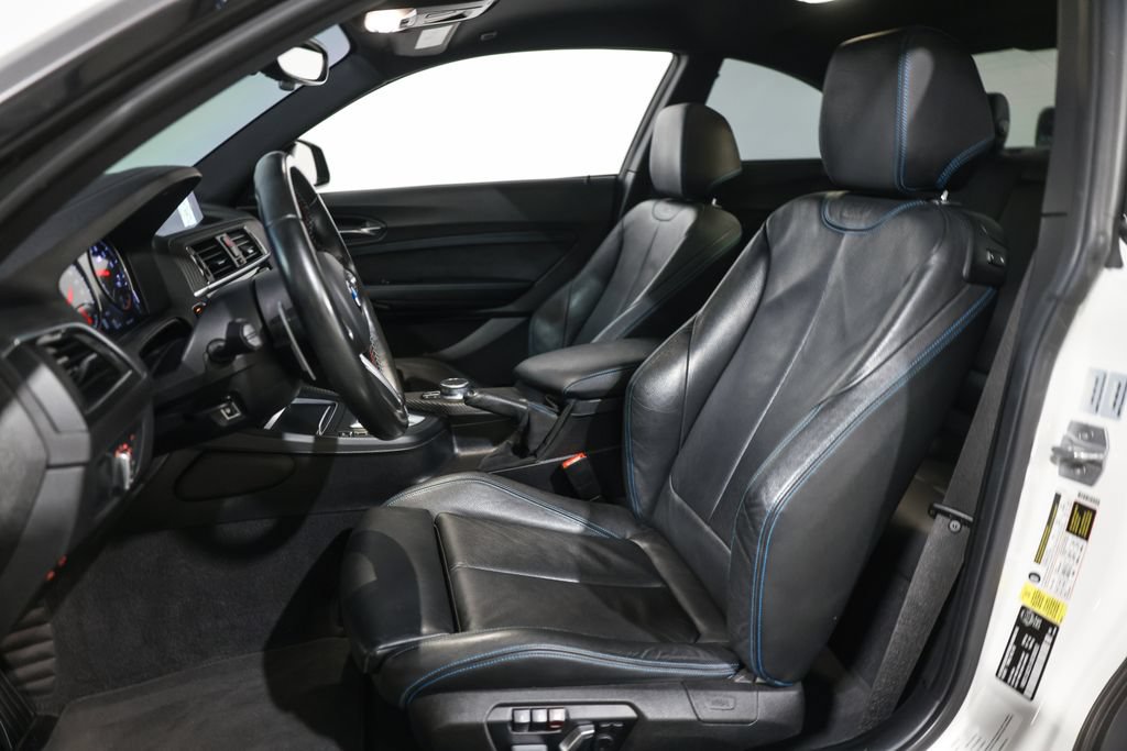 Used 2018 BMW M2 RWD image 34