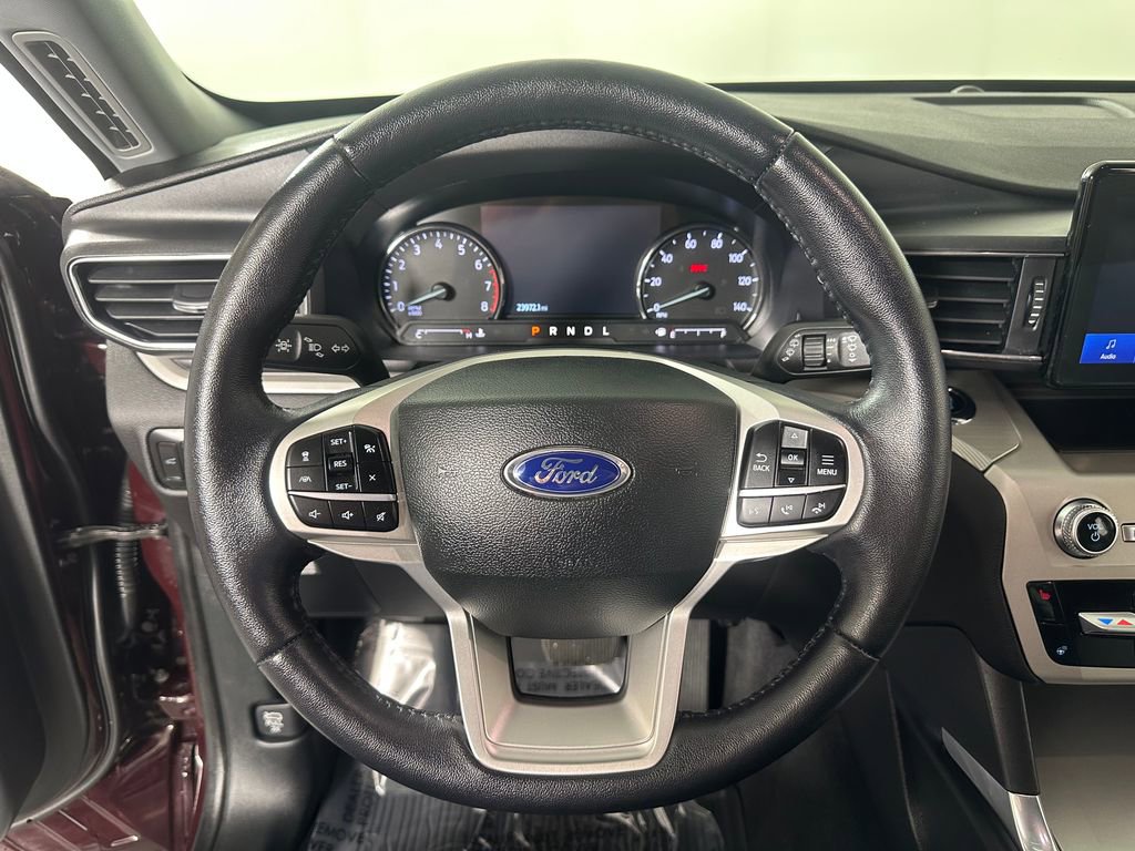 Used 2023 Ford Explorer XLT w/ Equipment Group 202A image 25