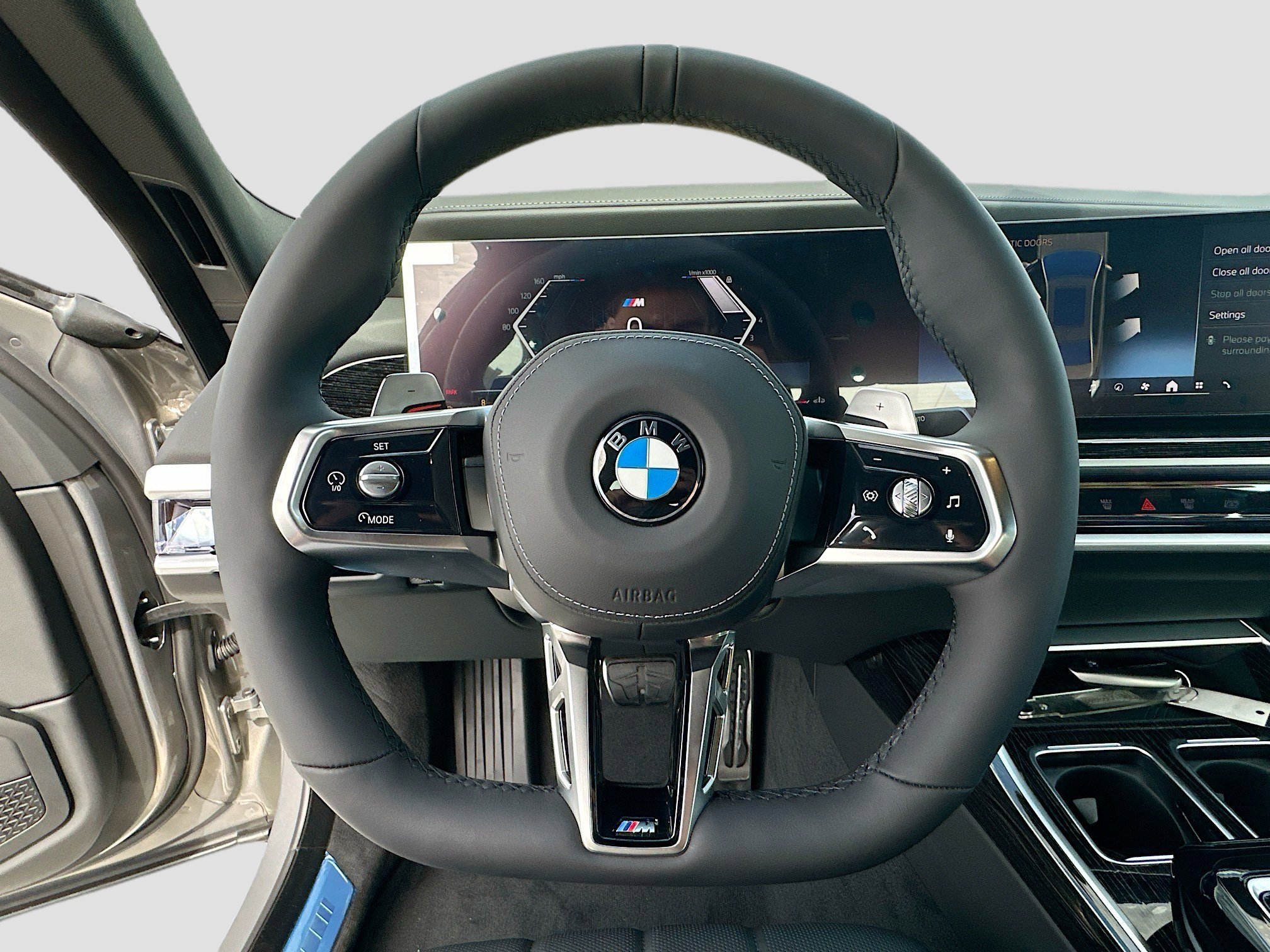 Used 2025 BMW 760i xDrive w/ Executive Package image 11