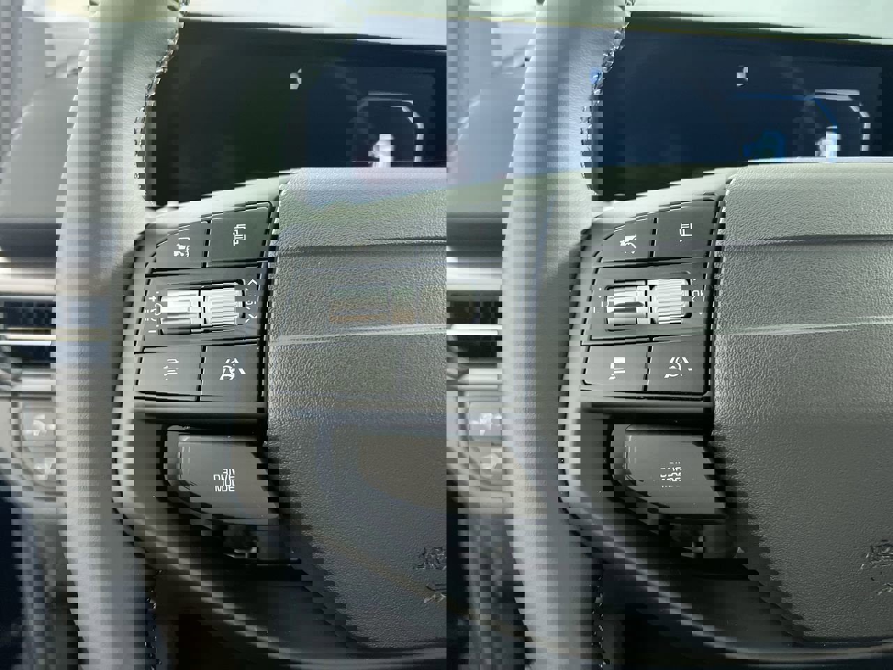 New 2026 Kia Sportage SX image 18