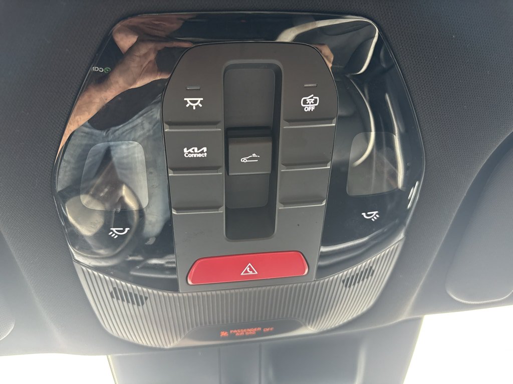 Certified 2025 Kia K4 GT-Line Turbo FWD image 34