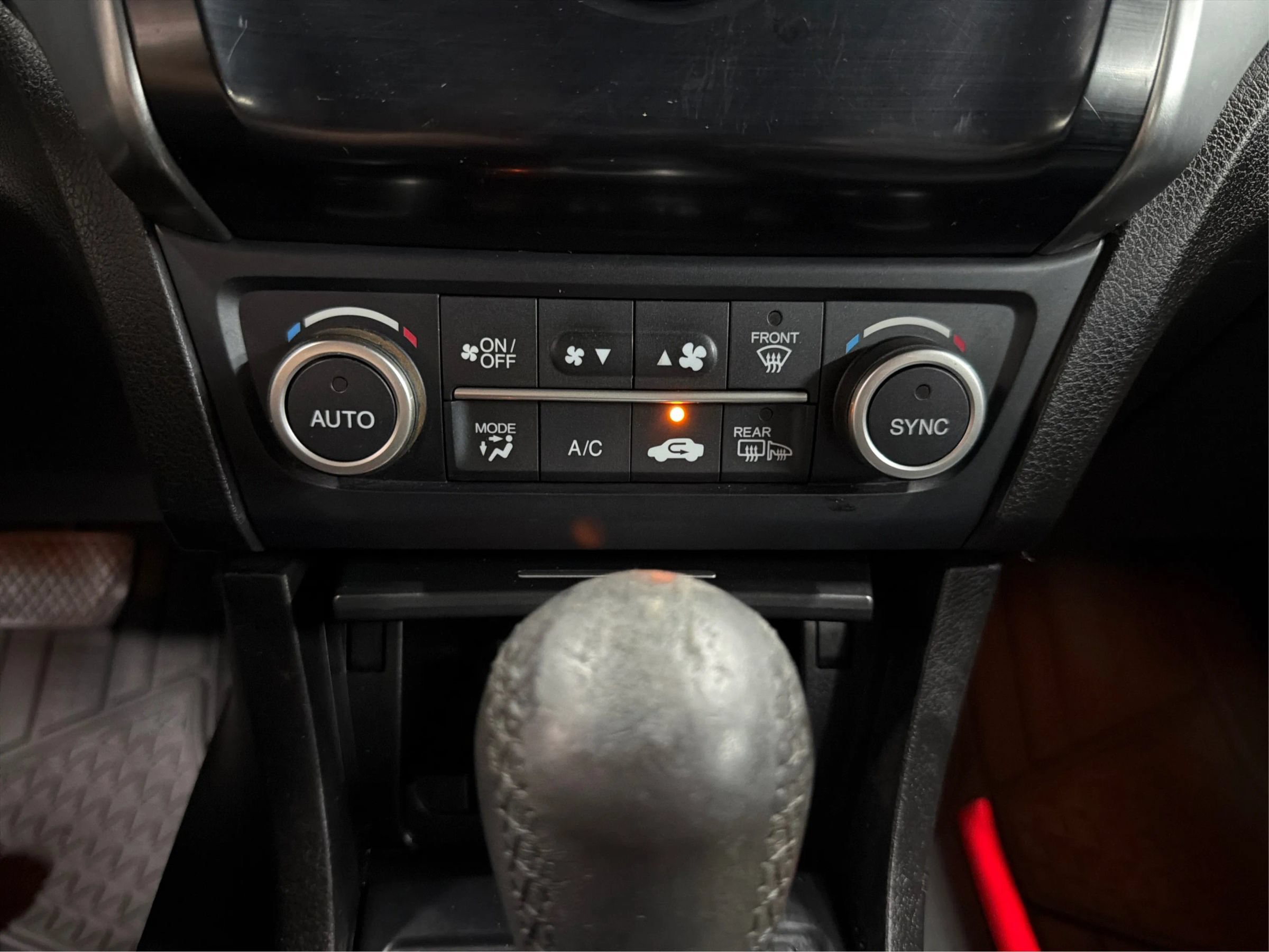 Used 2017 Acura ILX FWD image 19