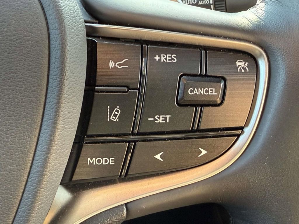 Used 2024 Lexus ES 300h Ultra Luxury image 22