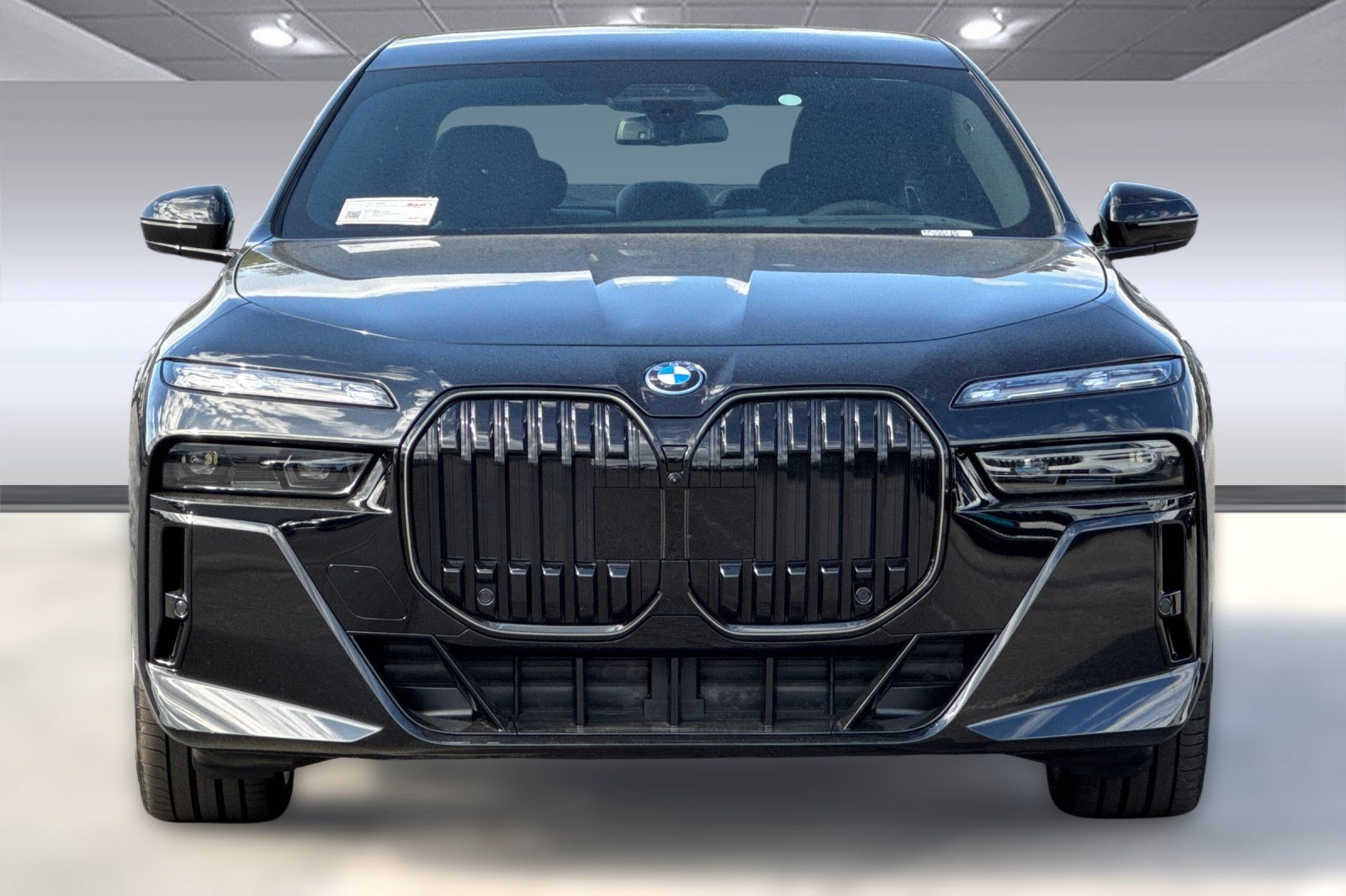 New 2026 BMW 750e xDrive w/ Executive Package image 5