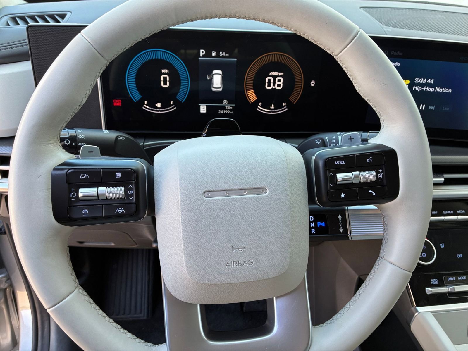 Used 2025 Hyundai Santa Fe SEL AWD/4WD image 30