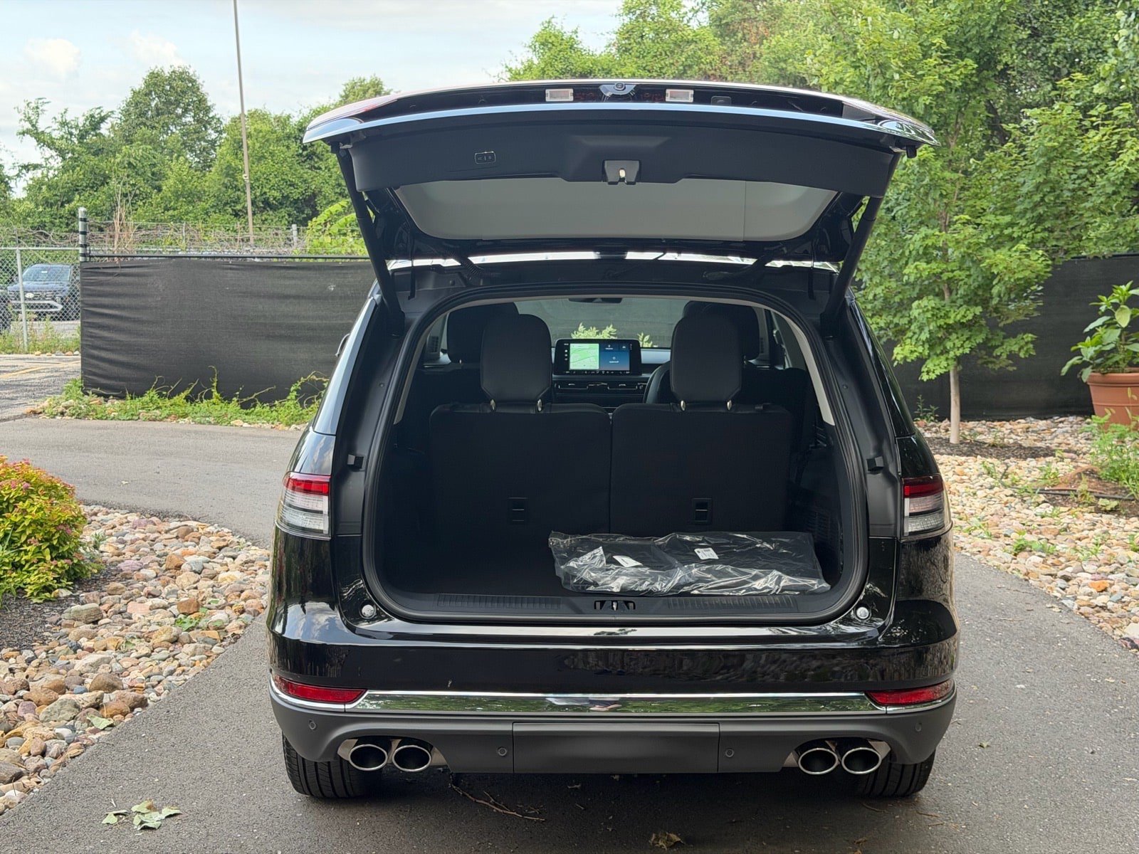 New 2026 Lincoln Aviator AWD image 16