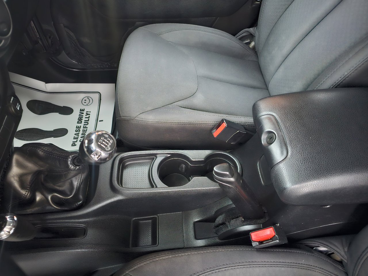 Used 2016 Jeep Wrangler Sport image 15