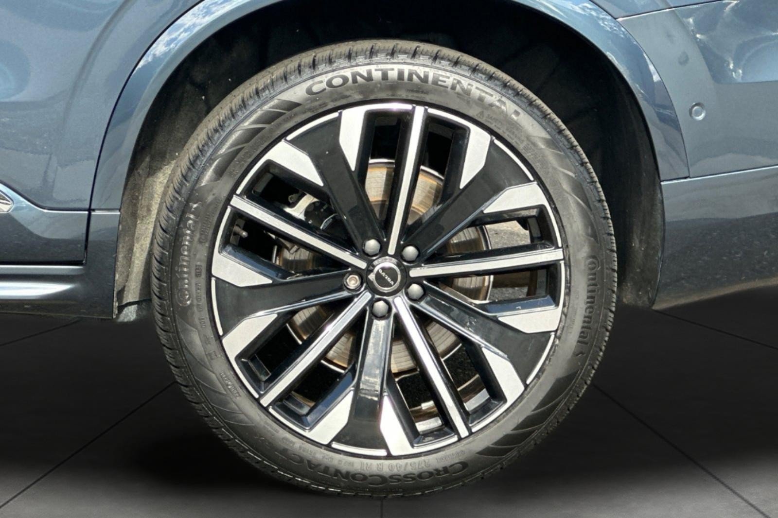 Used 2025 Volvo XC90 T8 Ultra w/ Protection Package Premier AWD/4WD image 27