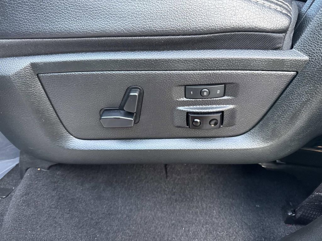 Used 2018 RAM 2500 Laramie w/ Convenience Group image 29