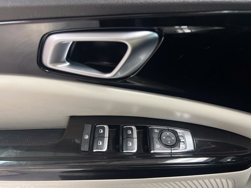 Certified 2024 Kia Carnival EX FWD image 21