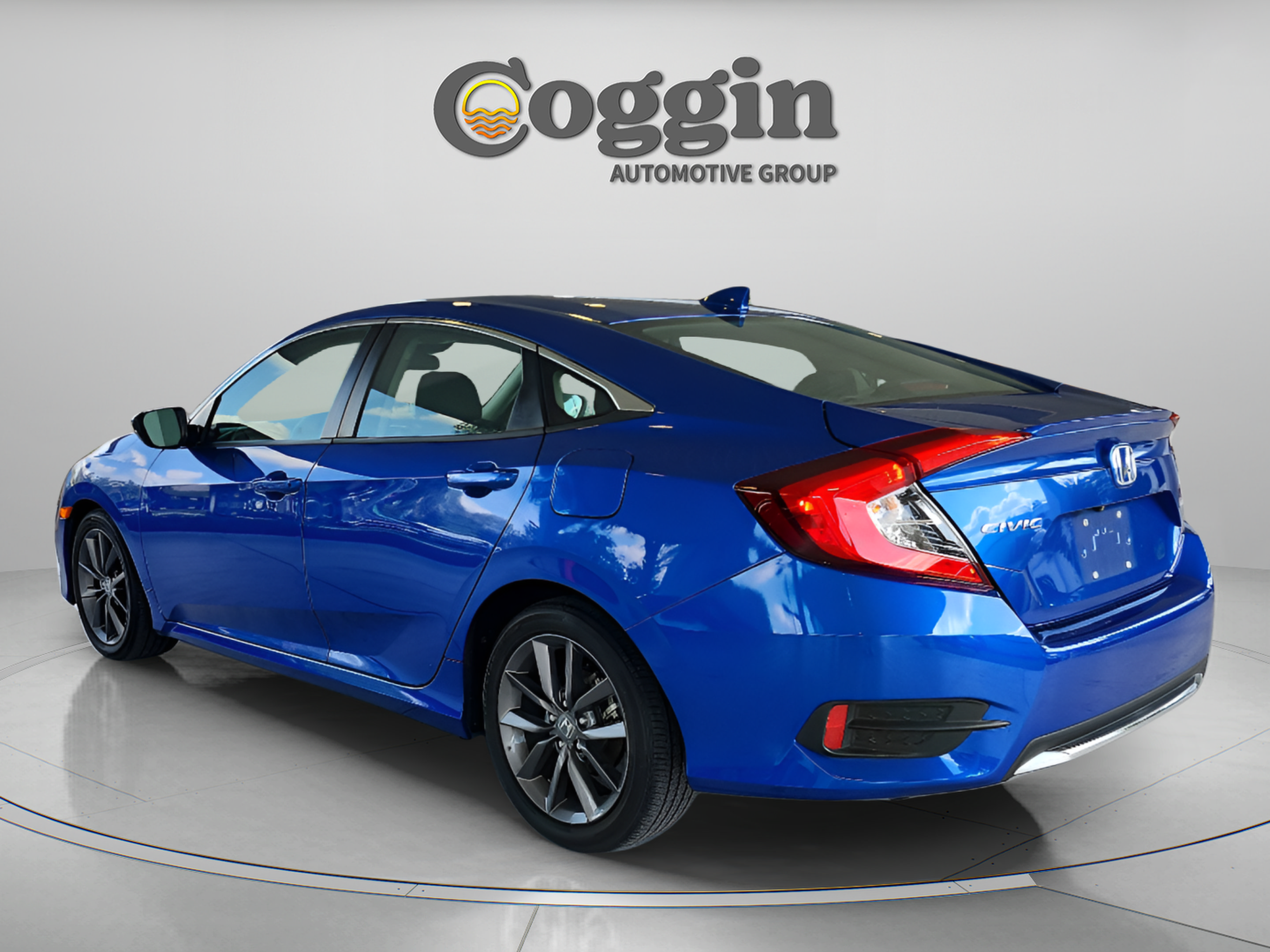 Used 2021 Honda Civic EX image 3