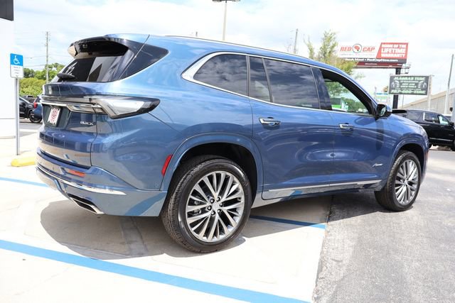 New 2026 Buick Enclave Avenir FWD image 8