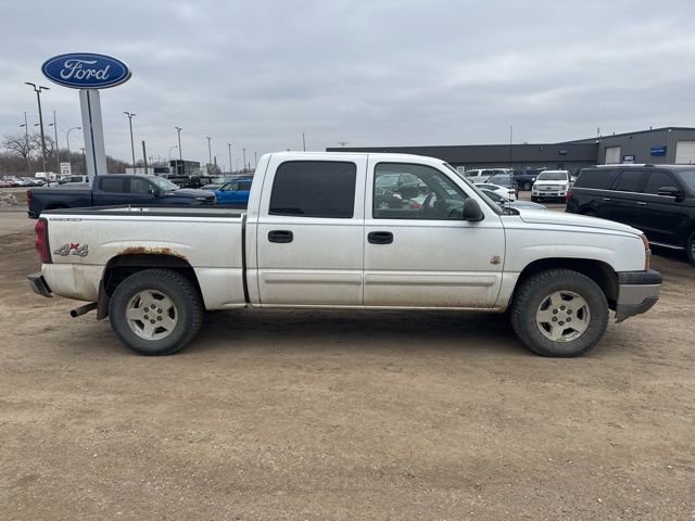 Used 2005 Chevrolet Silverado 1500 LS w/ Light Duty Power Package image 8