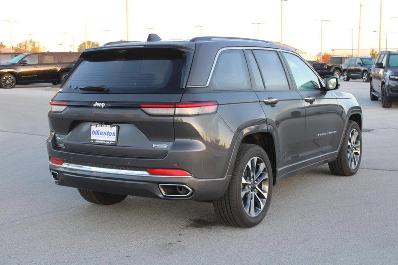 New 2023 Jeep Grand Cherokee Overland w/ Luxury Tech Group IV image 4