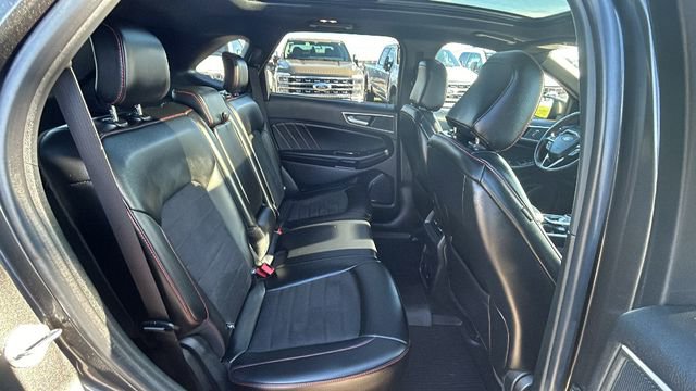 Certified 2020 Ford Edge ST-Line w/ Cold Weather Package image 13