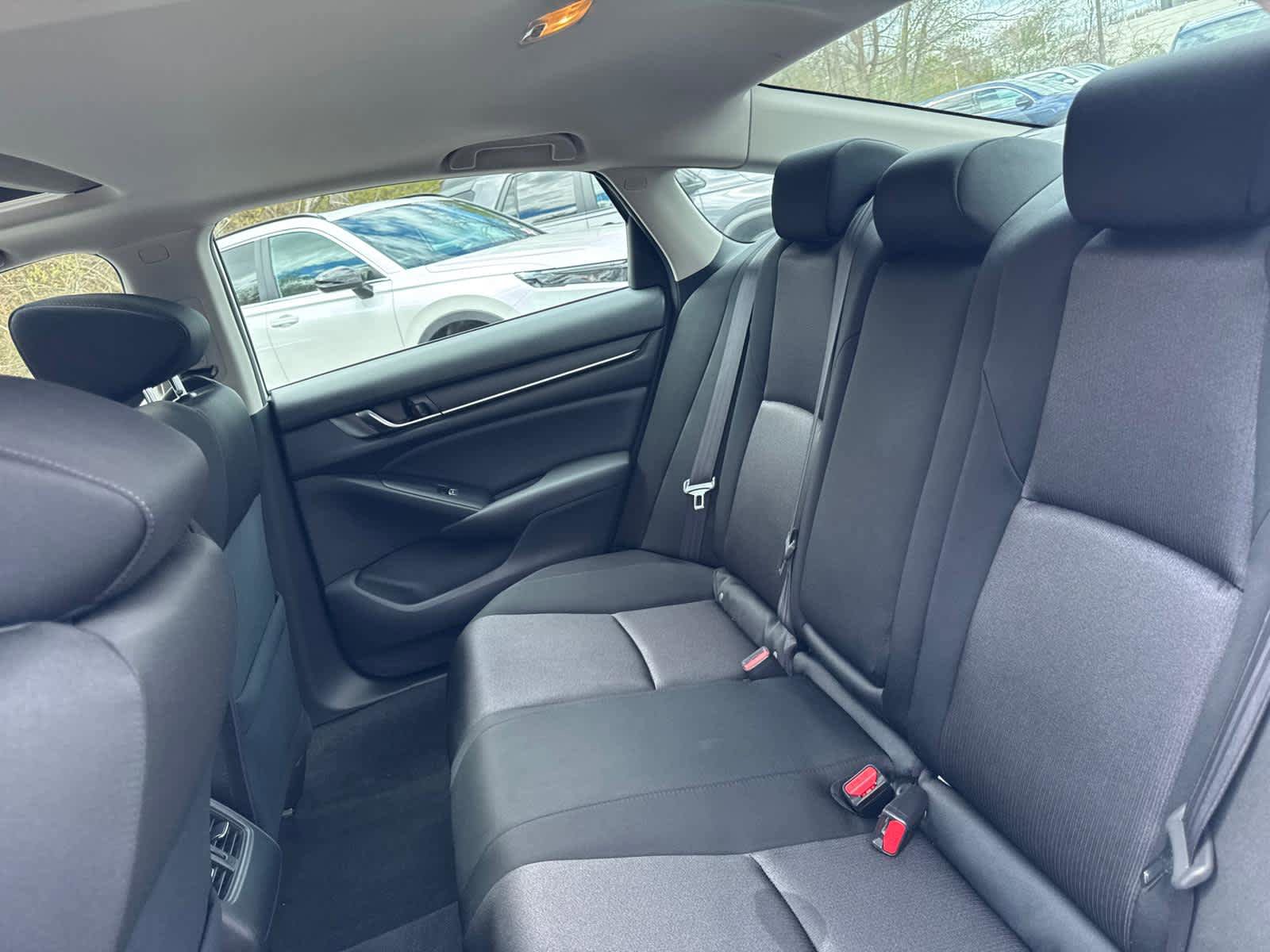 Used 2019 Honda Accord EX image 29