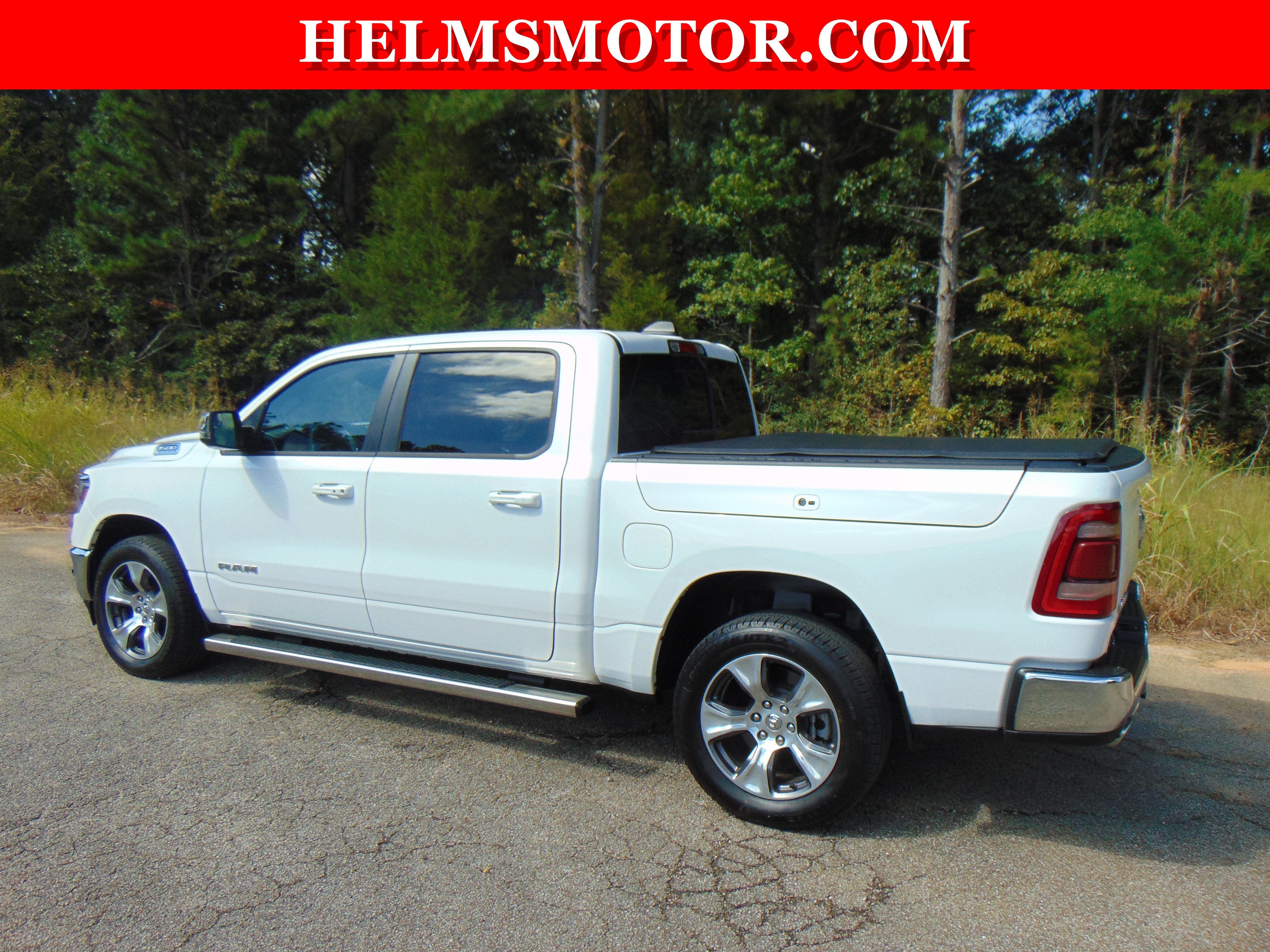Used 2024 RAM 1500 Laramie AWD/4WD image 7