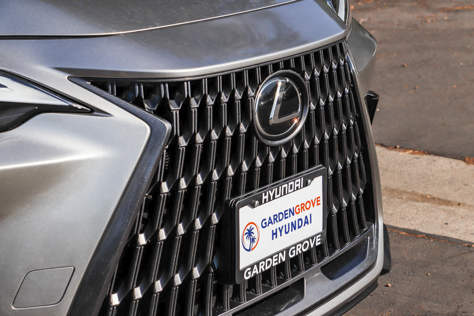 Used 2024 Lexus NX 250 FWD image 5