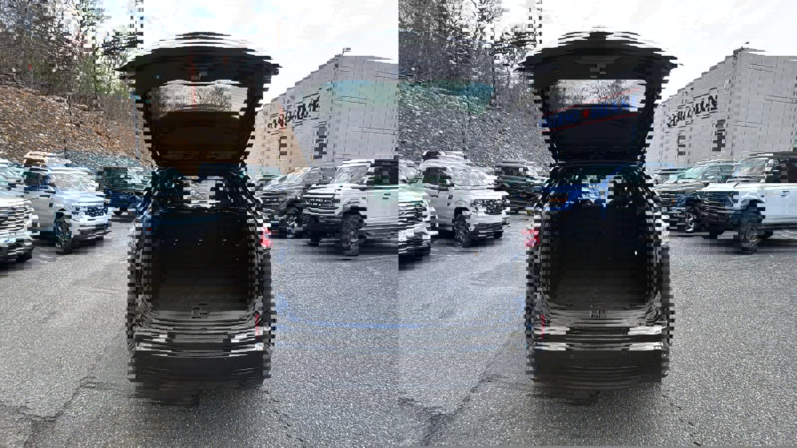 Certified 2024 Ford Edge ST-Line image 9