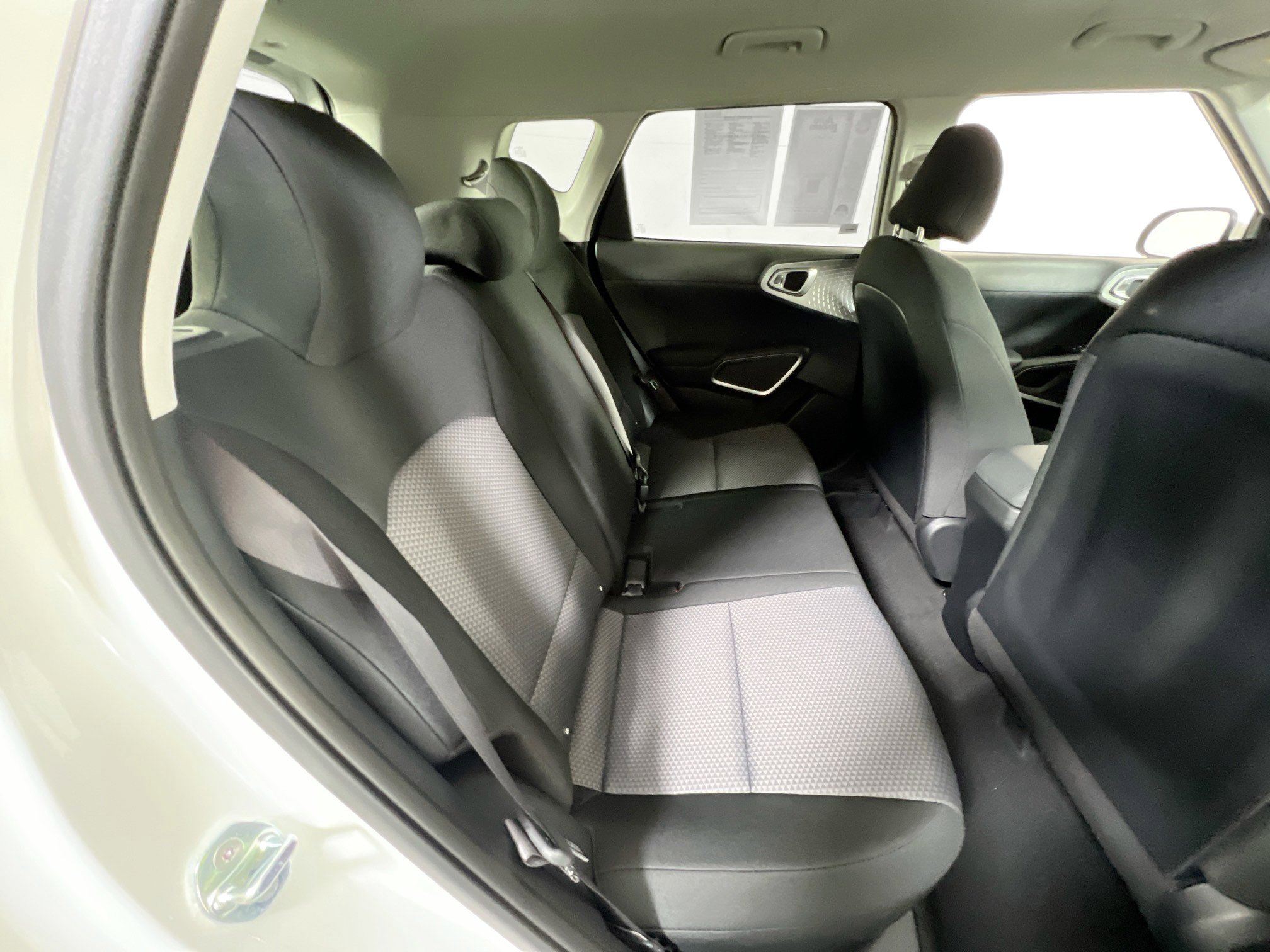 Used 2023 Kia Soul LX image 24