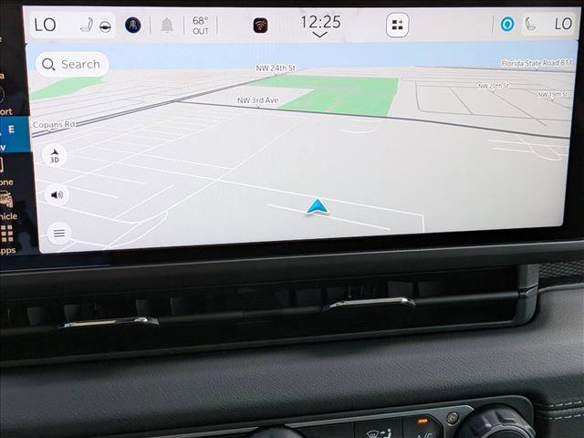 Used 2024 Jeep Wrangler Unlimited Rubicon w/ Technology Group image 14