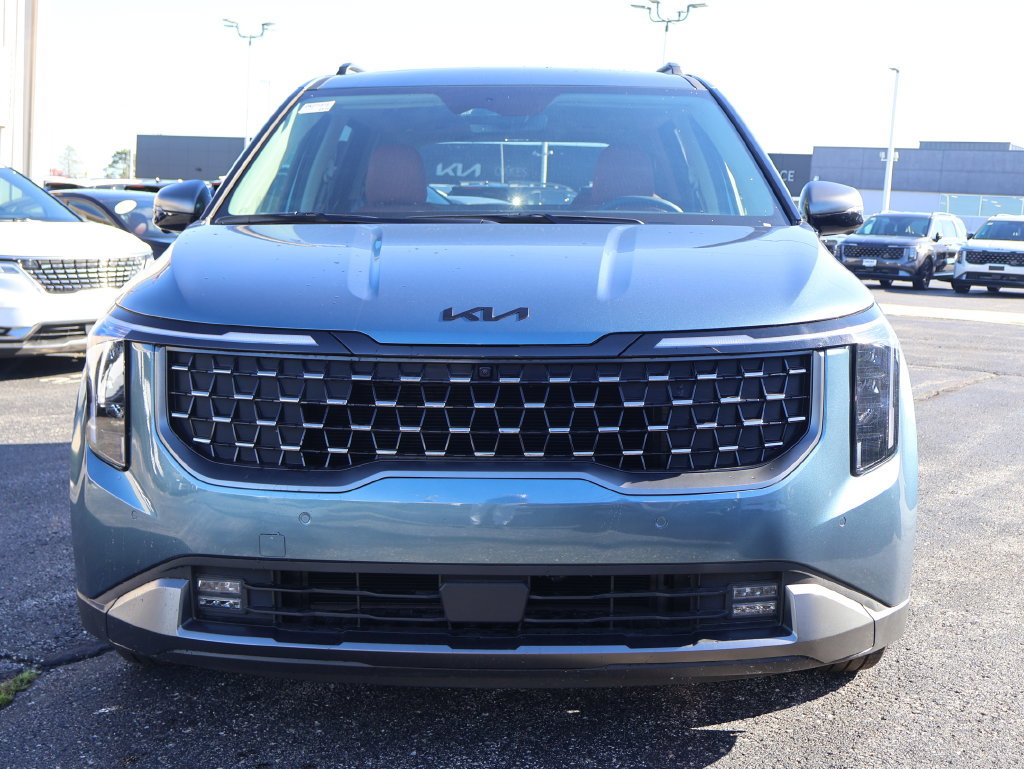 New 2027 Kia Carnival SX w/ Dark Edition Package FWD image 2
