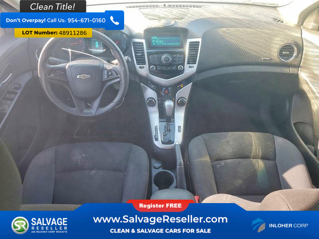 Used 2015 Chevrolet Cruze LT image 11