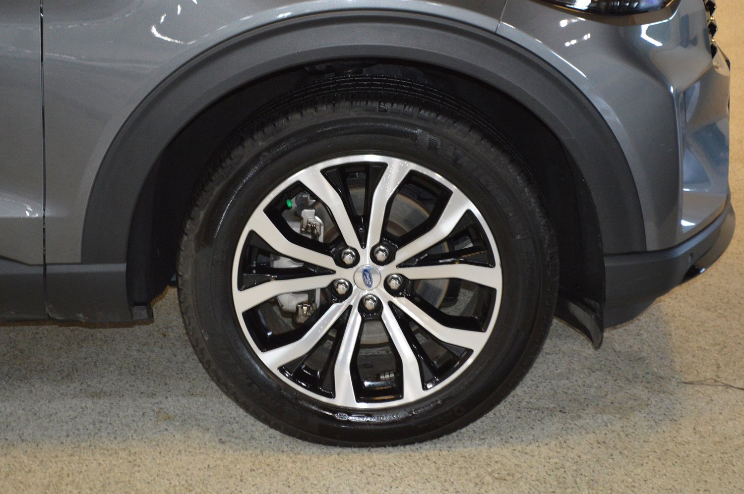 Certified 2025 Ford Explorer ST-Line image 9