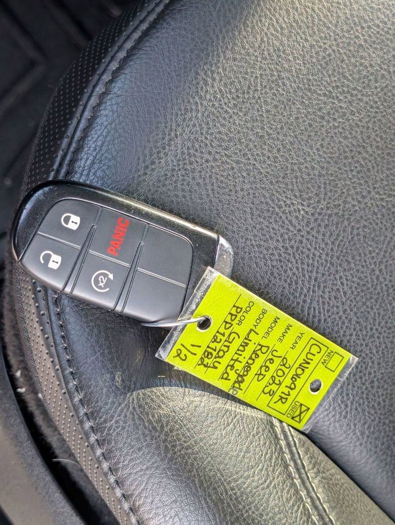 Used 2023 Jeep Renegade Limited image 51