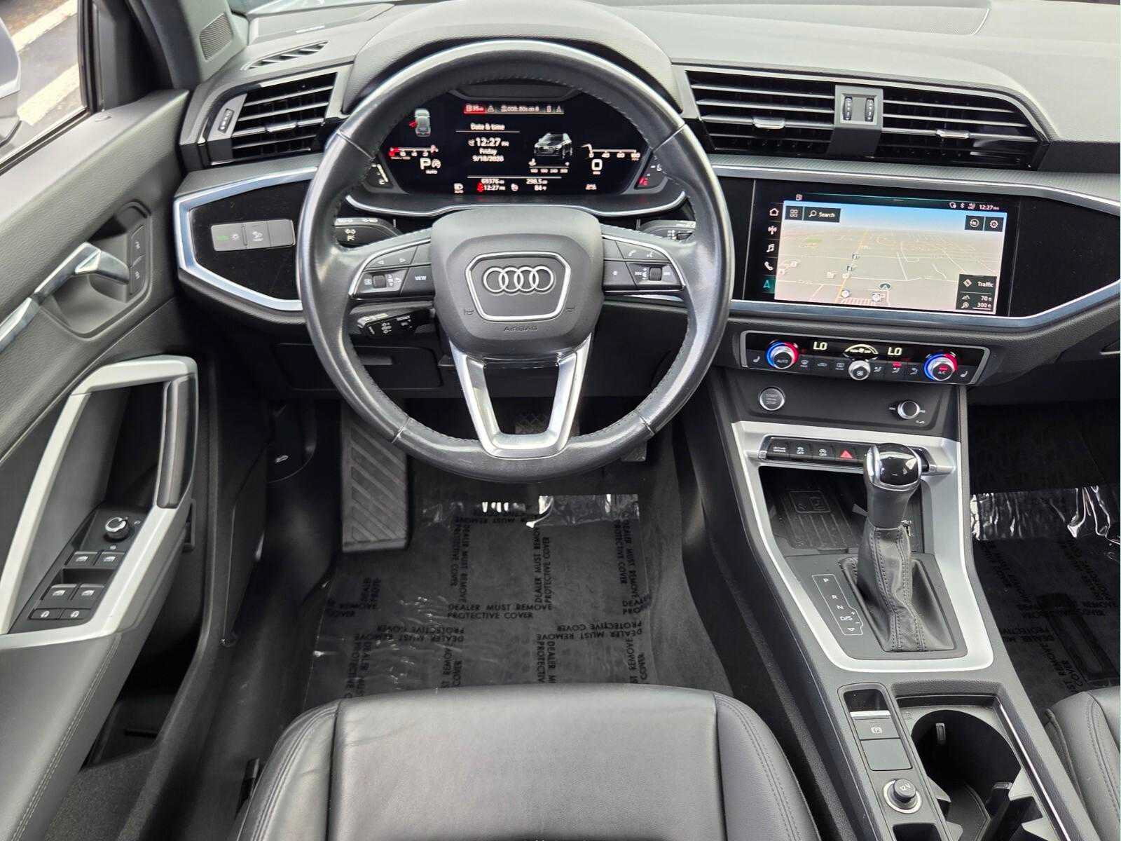Used 2020 Audi Q3 2.0T Premium Plus w/ Premium Plus Package AWD/4WD image 12