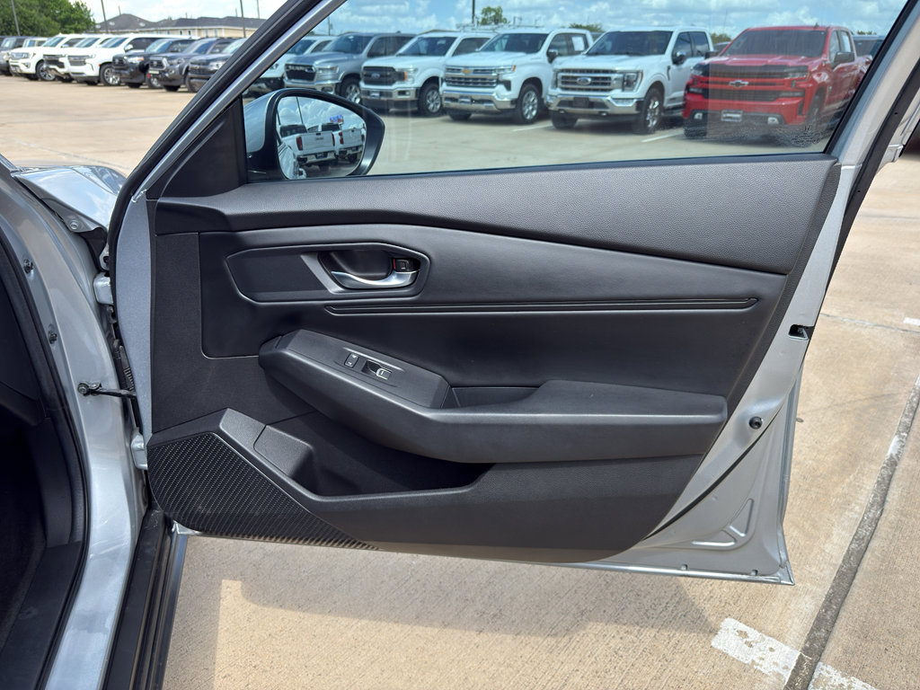Used 2024 Honda Accord EX image 11