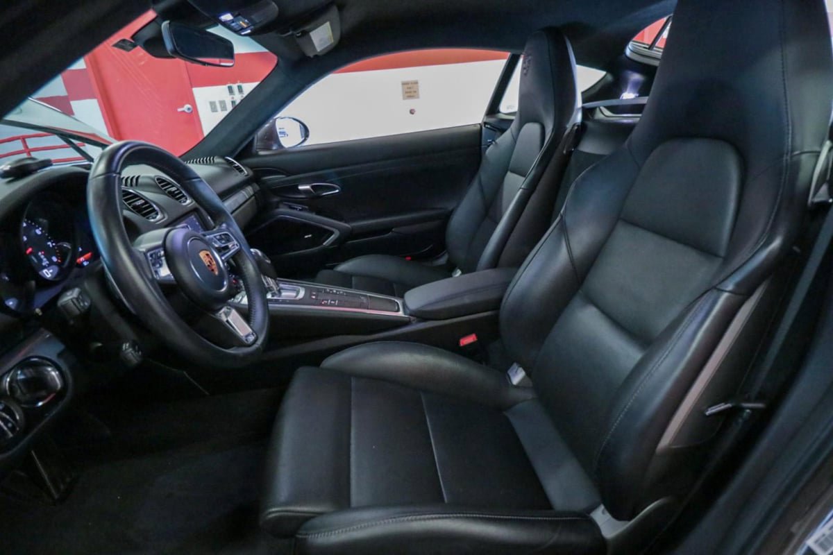 Used 2019 Porsche 718 Cayman GTS RWD image 12