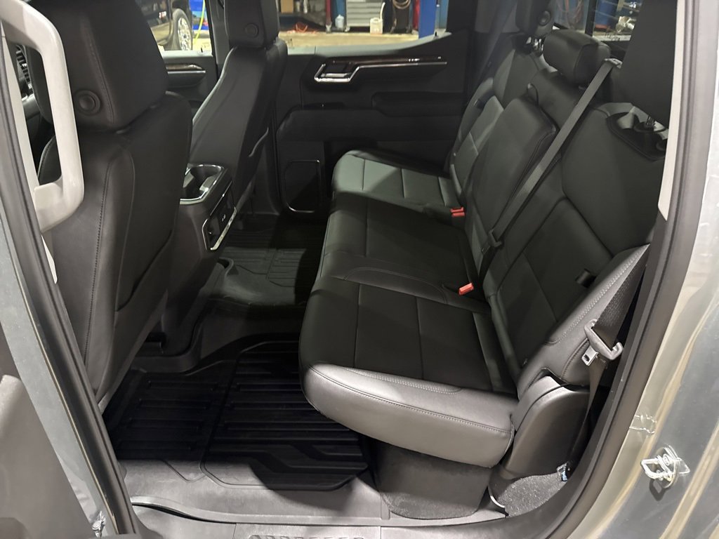 New 2026 GMC Sierra 1500 Elevation image 37