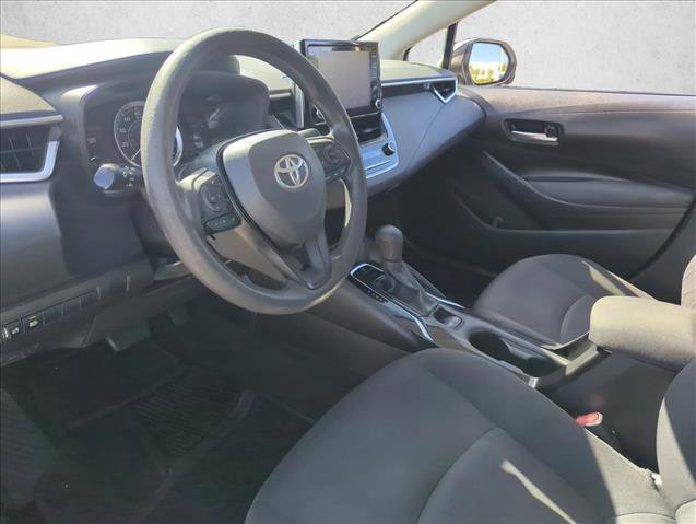 Used 2020 Toyota Corolla LE image 8
