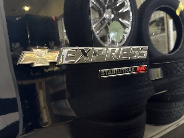 Used 2013 Chevrolet Express 1500 LS image 28
