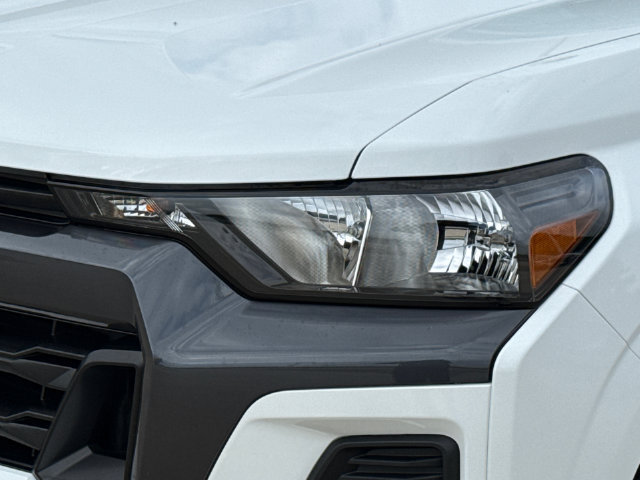 Used 2024 Chevrolet Colorado LT w/ LT Convenience Package II RWD image 4