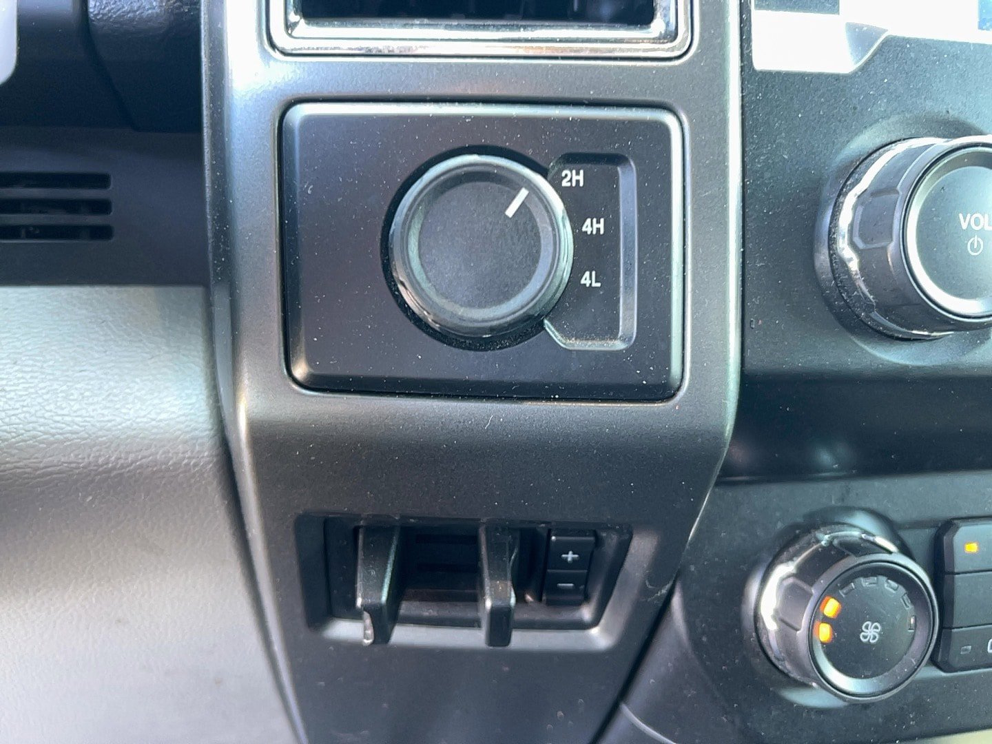 Used 2020 Ford F250 XLT image 21