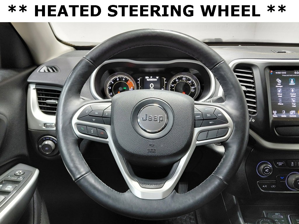 Used 2018 Jeep Cherokee Latitude Plus w/ Cold Weather Group image 9