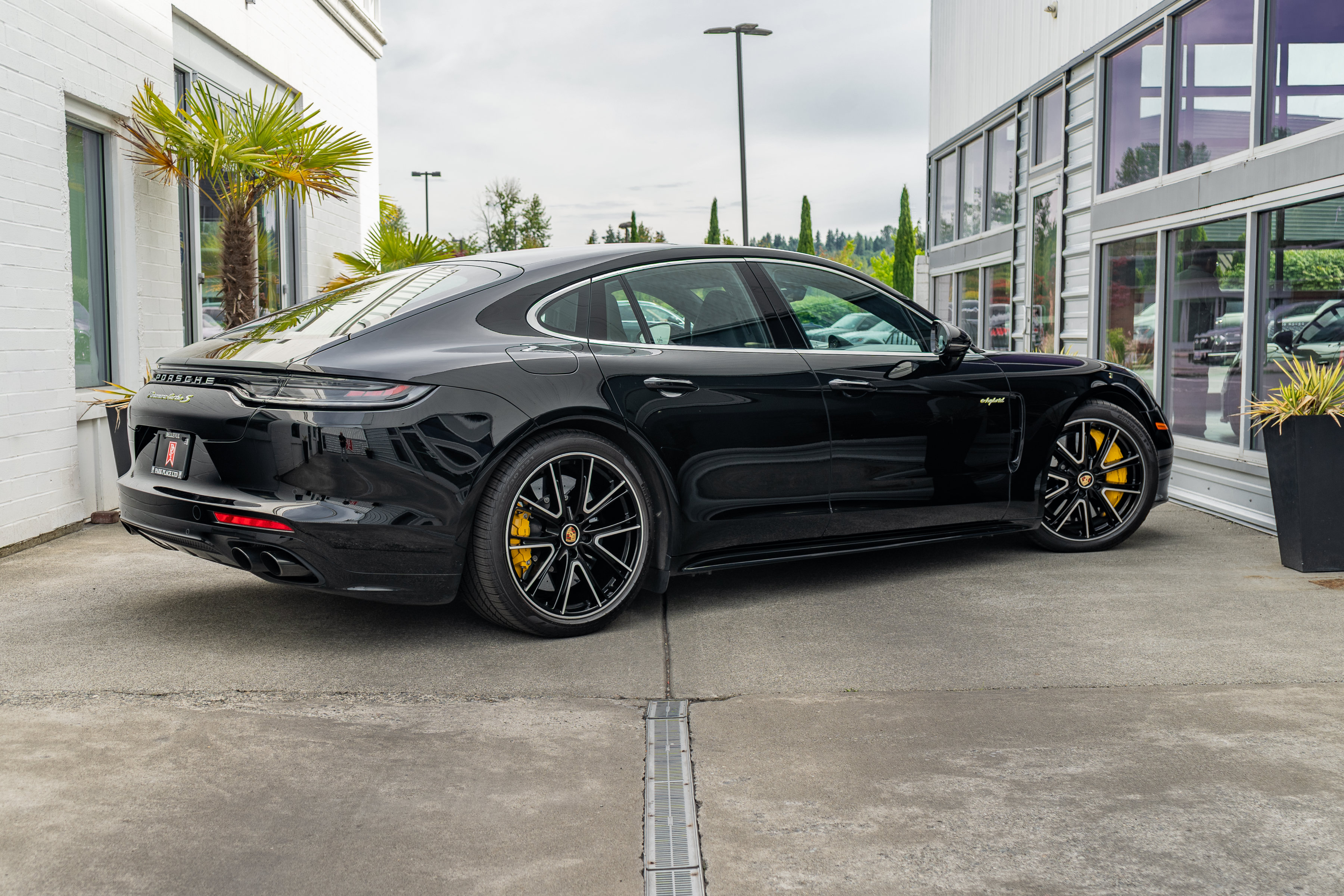 Used 2023 Porsche Panamera Turbo S AWD/4WD image 8