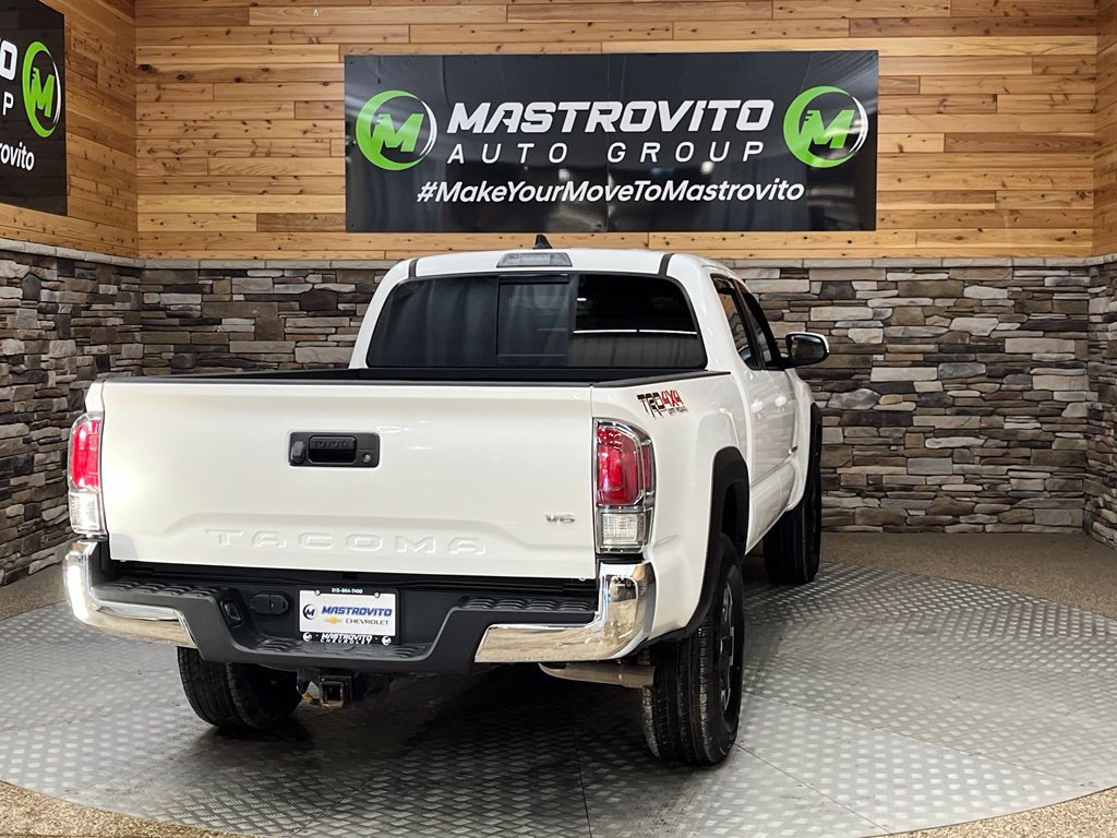 Used 2023 Toyota Tacoma TRD Off-Road AWD/4WD image 31