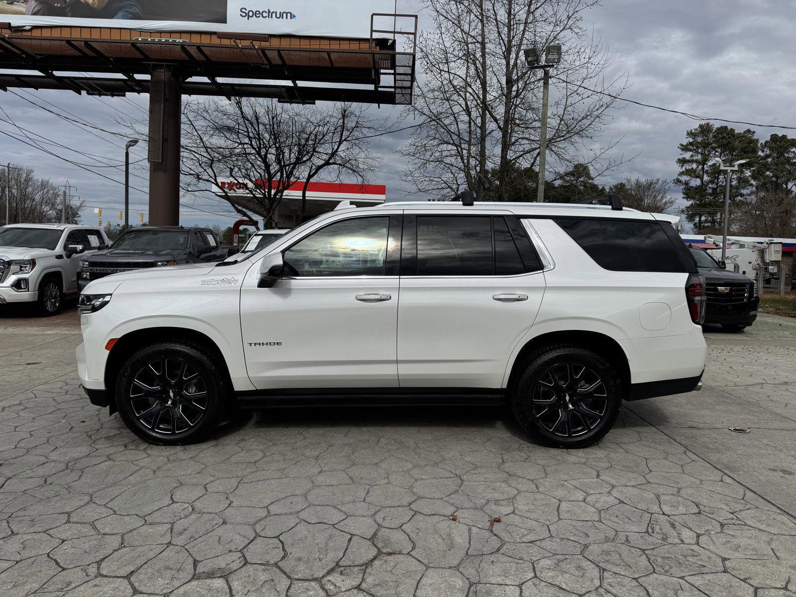Used 2021 Chevrolet Tahoe High Country image 10