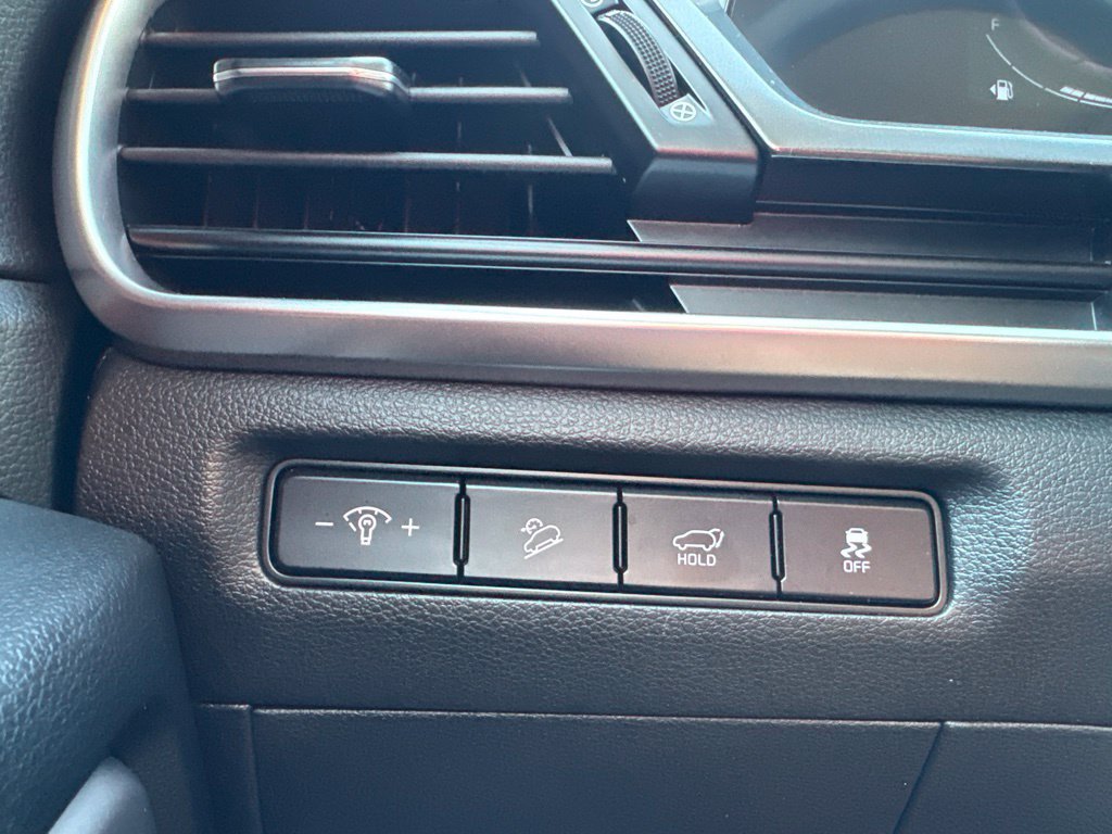 Used 2025 Kia Telluride S AWD/4WD image 11
