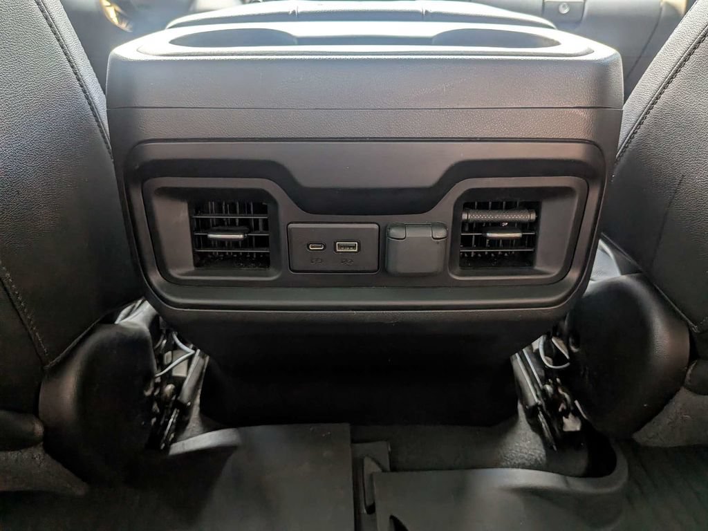 Used 2020 Chevrolet Silverado 1500 RST AWD/4WD image 16