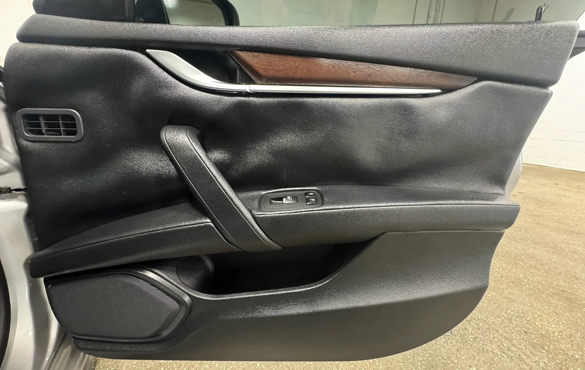 Used 2014 Maserati Ghibli S Q4 AWD/4WD image 24