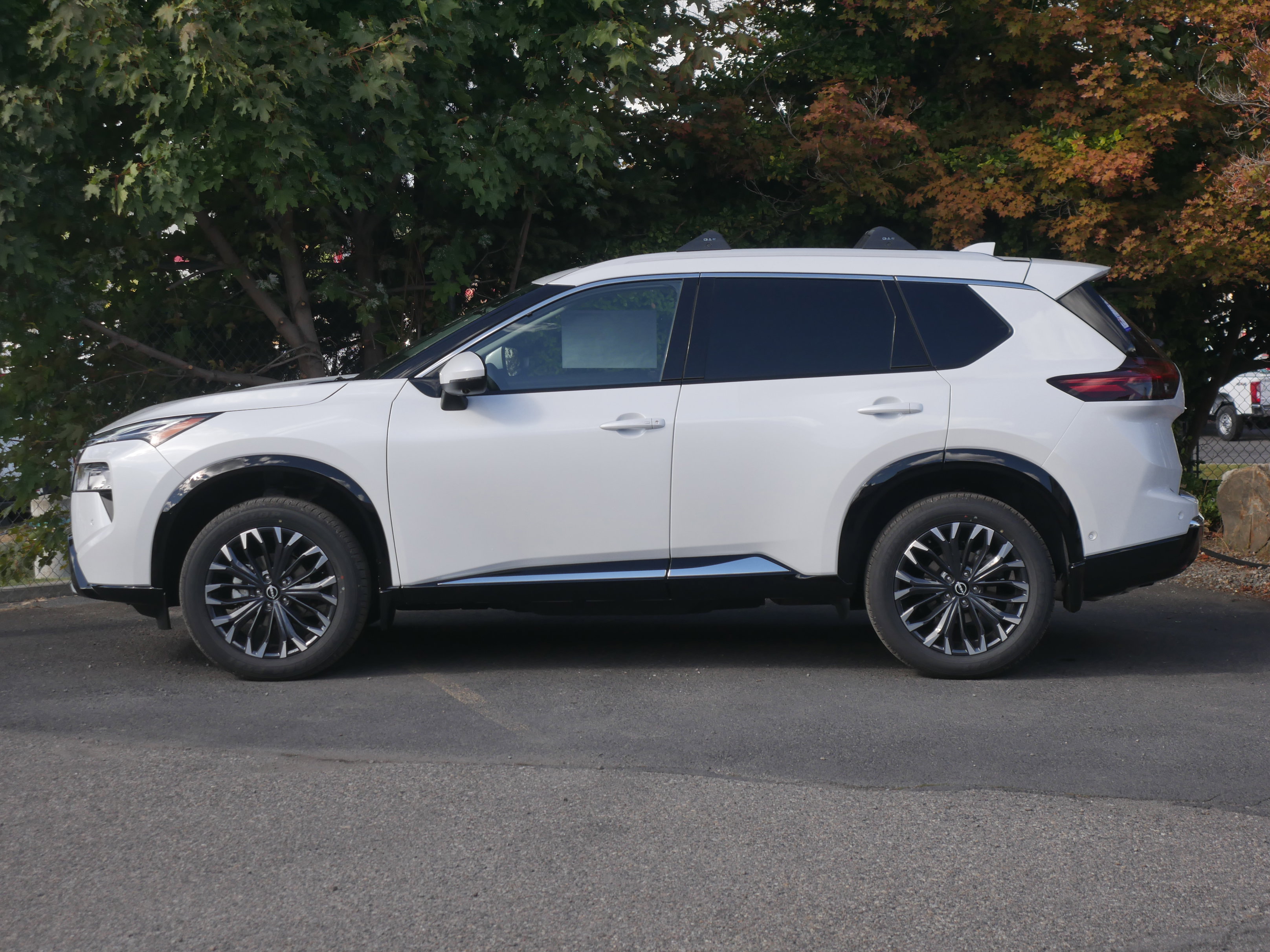 New 2026 Nissan Rogue Platinum w/ Platinum Premium Package image 17