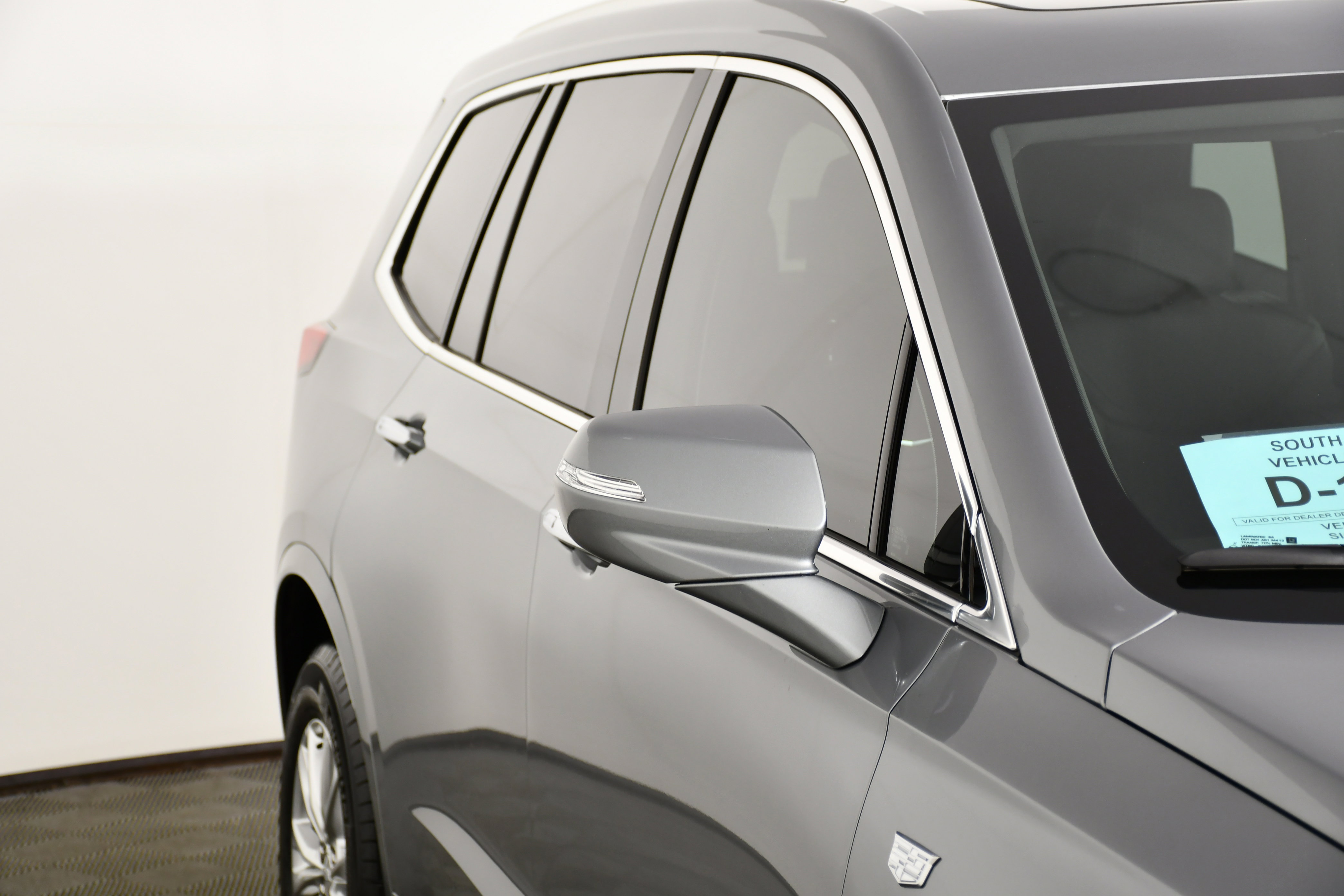 Used 2025 Cadillac XT6 Luxury image 14